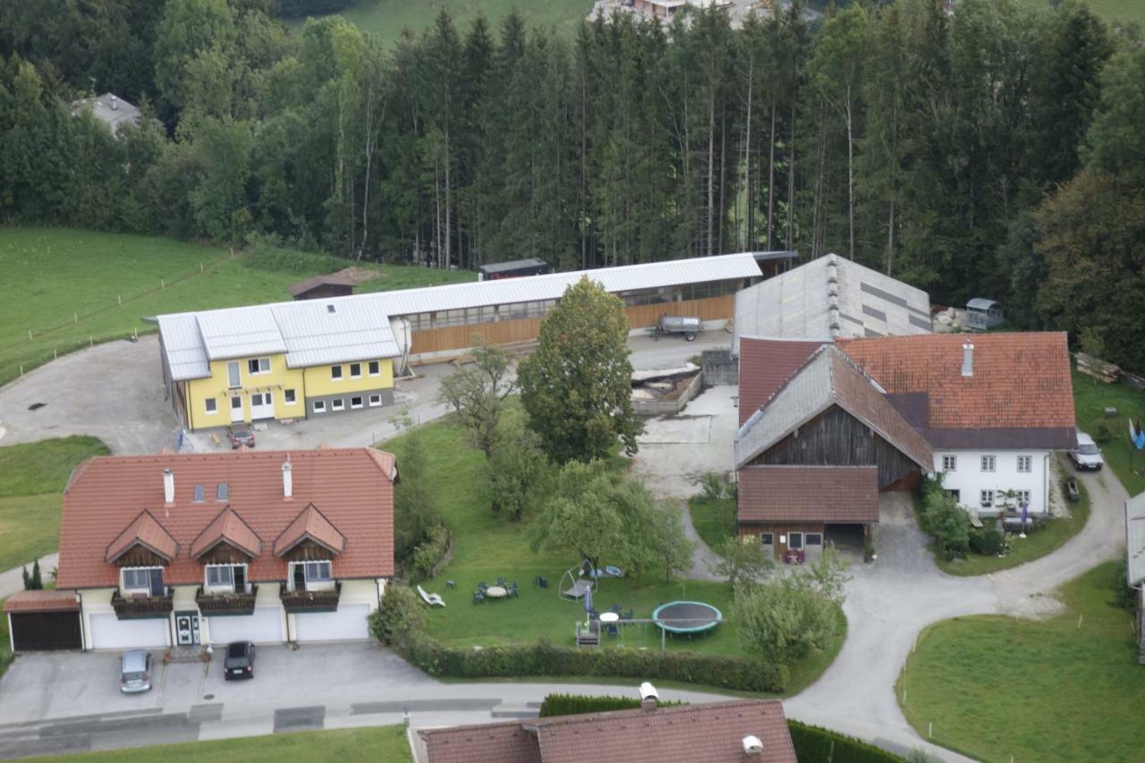 Ferienhof Kehlbauer Hof bei Salzburg Exterior photo